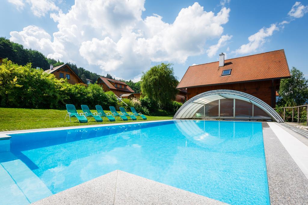 Oeko Feriendorf Schlierbach エクステリア 写真
