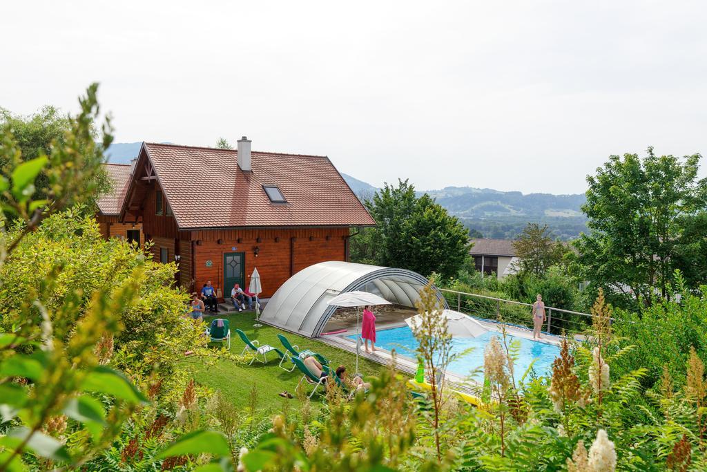 Oeko Feriendorf Schlierbach エクステリア 写真